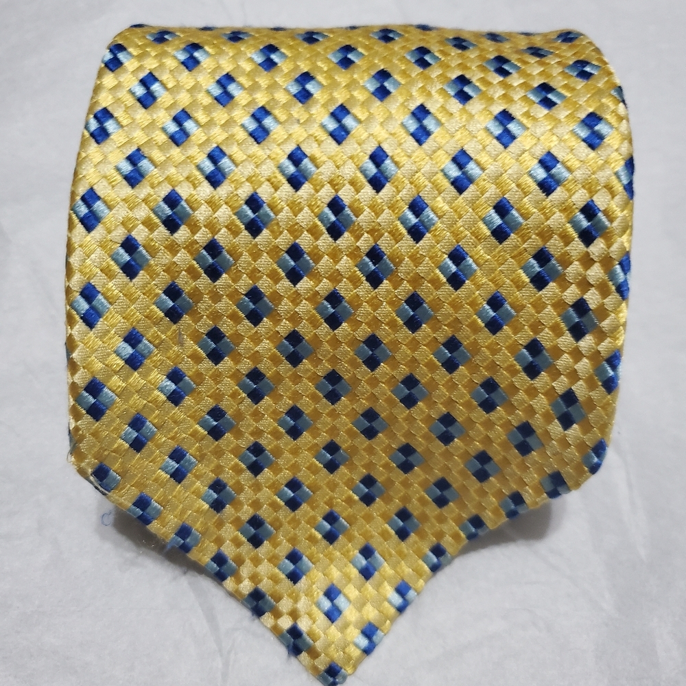Necktie